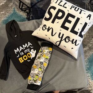 EUC 2T Mama is My Boo Outfit Set